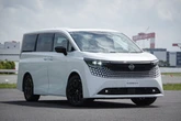 高級ミニバンとしての威厳を取り戻すデザインとは？…5月の新型車記事まとめ