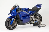 ヤマハ、V4エンジンを搭載した新型「YZR-M1」を初公開！ MotoGP サンマリノGPに投入へ