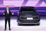 中国専用「AUDI」ブランド初のオール電動SUV『E7X』、航続750km超…北京モーターショー2026