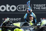 オートバイ世界選手権「MotoGP」で小椋選手初優勝、日本勢22年ぶり快挙［新聞ウォッチ］