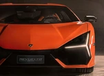 ランボルギーニの現行全3車種、レッドドット・デザイン賞2025受賞…『レヴエルト』は最高賞に