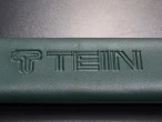 「TEIN」ロゴ入りシートベルトパッドが登場、オリジナルグッズのラインナップを拡充