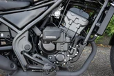 クラッチ操作不要のホンダ「Eクラッチ」がレブルに搭載！ SNSでは「運転マジ楽しい」「マジ助けられた」など高評価の声