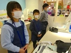 【夏休み】土山サービスエリアで小学生向け「お仕事体験」…レジ打ちや試食販売