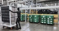 BMW工場にヒューマノイド「Figure 03」導入…フィジカルAIで全身協調制御