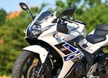 【スズキ GSX250R 試乗】ハンドリングは「小さなハヤブサ」!? 250ccらしからぬ独自の存在感…伊丹孝裕