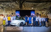 キア、欧州初の現地生産EV『EV4』の量産をスロバキアで開始