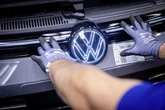 迷走する独VW、世界生産能力1割減900万台規模へ、中国車生産も検討［新聞ウォッチ］