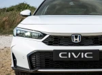 ホンダ『シビック e:HEV』英国モデルの新デザインに好感触！ SNSではその価格にも注目が集まっており…