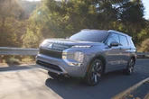 三菱自動車、米輸出の『アウトランダー』など販売価格を値上げへ［新聞ウォッチ］