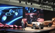 三菱自動車らしさとは何か、エレバンス・コンセプトとデリカD:5改良新型…ジャパンモビリティショー2025