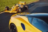セナのF1マシンにインスパイア、12台限りのロータス『エミーラ』が公開…IAAモビリティ2025