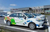 ラッピング教習車8種類が街を走る、プロスノーボーダー「三木つばき選手号」も…掛川自動車学校