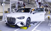 メルセデスベンツ、新型電動『Cクラス』生産開始…ハンガリー・ケチケメート工場を拡張