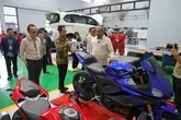 自動車整備の特定技能人材を育成、インドネシア学校2校を副大臣が視察…アプティグローバル