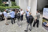 BMWグループの車両で衛星音声通話デモ、世界で初めて成功…Viasat
