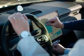吉利とボーダフォンが欧州で提携拡大、車内インターネットやクラウド接続など導入へ