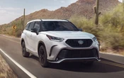 トヨタの中型SUV『ハイランダー』、ガソリン車にAWD標準化…2026年型は11月米国発売