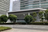 日産自動車の株価が小幅続落、ルノー株一部売却報道好感も買いが続かず