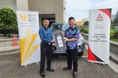 三菱自動車、『トライトン』3台をマレーシア慈善団体に寄贈