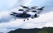 「空飛ぶクルマ」初飛行に成功、料金はタクシーの約2倍に…GOVY AirJet
