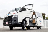 ハイエースの乗り心地が激変!? KYB「ActRide」が実現するスマホ連動サスペンション