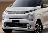 三菱の軽乗用EV『eKクロス EV』がデザイン刷新、コンセント追加も　244万6400円から