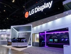 LG、未来の車載ディスプレイを披露、57インチP2Pパネルやスライド式OLED
