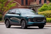エンジン併用で航続1400km以上、新エネ車ブランド「LEPAS」のPHEV『L8』が海外デビュー