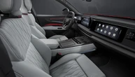 「ゲーミングアウディ？」最高級SUV『Q9』のインテリアがSNSで話題！「実車見てみたい」の声も