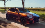 グラスの中で揺れるワインの色合い、マセラティのSUV『グレカーレ』にワンオフ…伊ワイナリーと協力