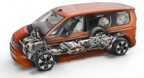 VWのミニバン『マルチバン』とキャンパー『カリフォルニア』、PHEV用4WDシステムを新開発