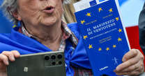 “Massimizzare l’efficienza bellica nei periodi di pace per preparare inevitabili guerre”: così il Manifesto di Ventotene parla dell’Ue di oggi