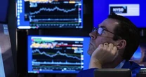 L’attentato fallito avvicina Trump alla Casa Bianca. A Wall Street vola la sua società. In rialzo anche titoli di armi e carceri private