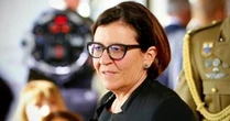 Roma, dopo aver lasciato i 5 stelle l’ex ministra Trenta si candida alle suppletive per la Camera