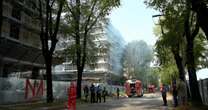 Maxi incendio a San Donato Milanese, rogo in un cantiere di palazzi in costruzione: densa nube di fumo nell’aria – Video