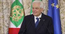 Mattarella riceve i tennisti al Quirinale: “Ci avete messo ai vertici del mondo”. Poi i complimenti anche a Sinner assente