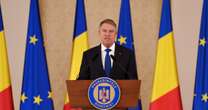 Romania, si è dimesso il presidente ad interim Klaus Iohannis: le opposizioni avevano raccolto firme per la sua sospensione