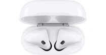 Apple AirPods 2, auricolari wireless su Amazon con uno sconto del 22%