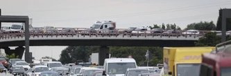 Incendies : l'autoroute A9 en partie coupée dans les deux sens de circulation entre Orange et Narbonne