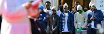 "Nous sommes tous des migrants", dit le pape au dernier jour de son voyage en Espagne