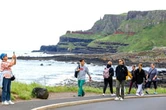 En Irlande du Nord, les pièces rouillées dispersées par les touristes menacent la Chaussée des Géants