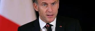 Lecornu, Borloo, un autre: Macron va mettre fin au suspense pour Matignon