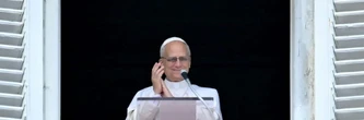 Léon XIV fête ses 70 ans, des fidèles lui souhaitent un joyeux anniversaire au Vatican