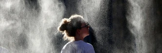 La canicule s'amplifie encore, la moitié des Français en vigilance rouge