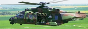 Canons, drones et hélicoptères: l'armée française en démonstration de force