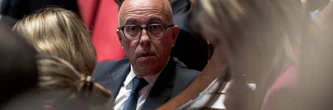 Immigration : les propositions de LR pour durcir les conditions d'entrée en France