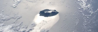 Saurez-vous reconnaître cette île française prise de l'espace par Sophie Adenot ?