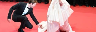 Festival de Cannes : Robert Pattinson et Jennifer Lawrence complices, un accident de robe évité