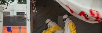 Ebola: près de 500 cas confirmés en Afrique centrale, selon l'OMS
